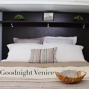 https://goodnight-venice-apartment.hotelinveneto.com